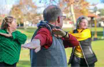  População com 60 anos ou mais cresce 55% no Paraná; número de domicílios também aumenta 